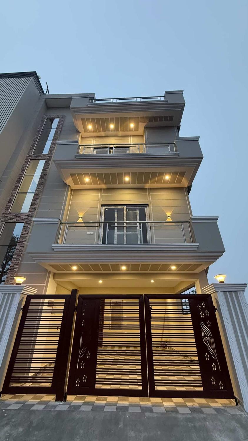 Property building, Facade/entrance