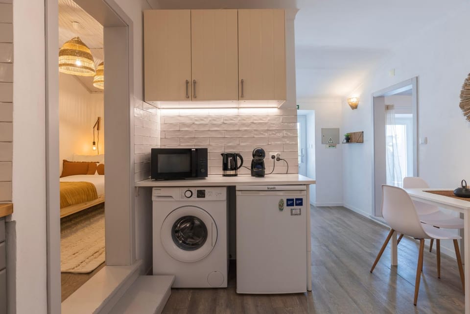 Ericeira Coastal Hideaway - Near Surf Apartment in Ericeira