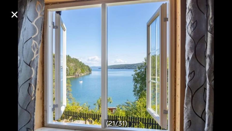 Cabin, 30 m to the sea, 25 min Oslo, 10 min Tusenfryd Cabin in Viken, Norway