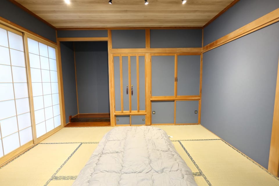 People, Photo of the whole room