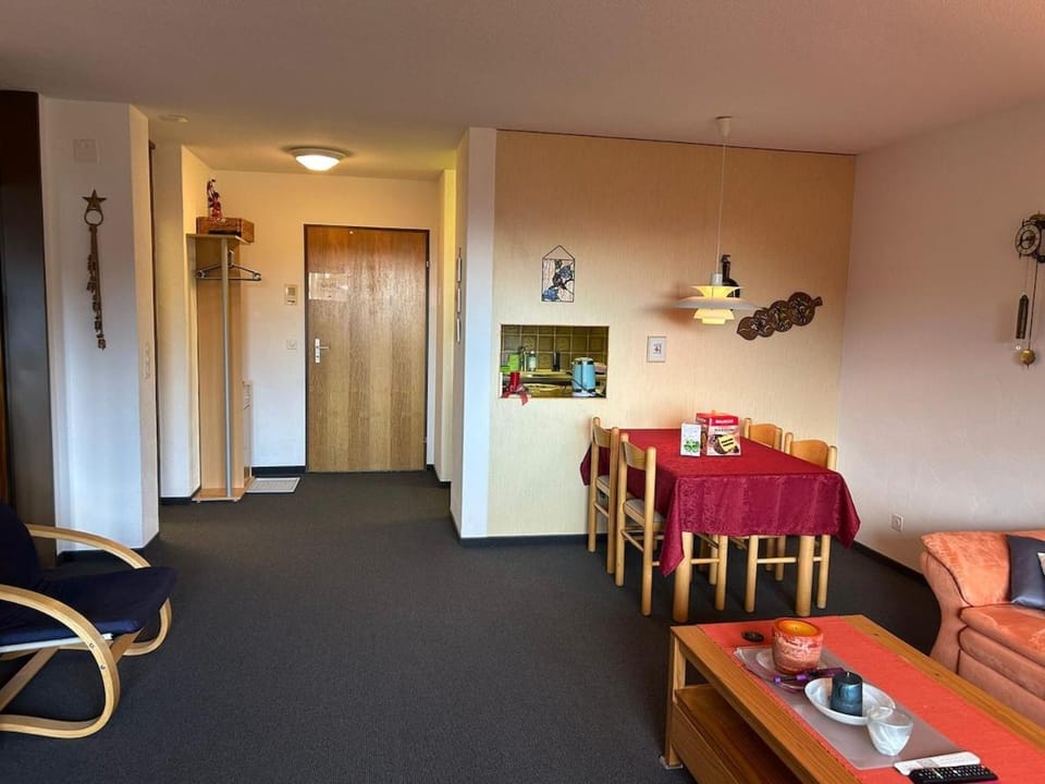 Kitchen or kitchenette, Living room, Dining area