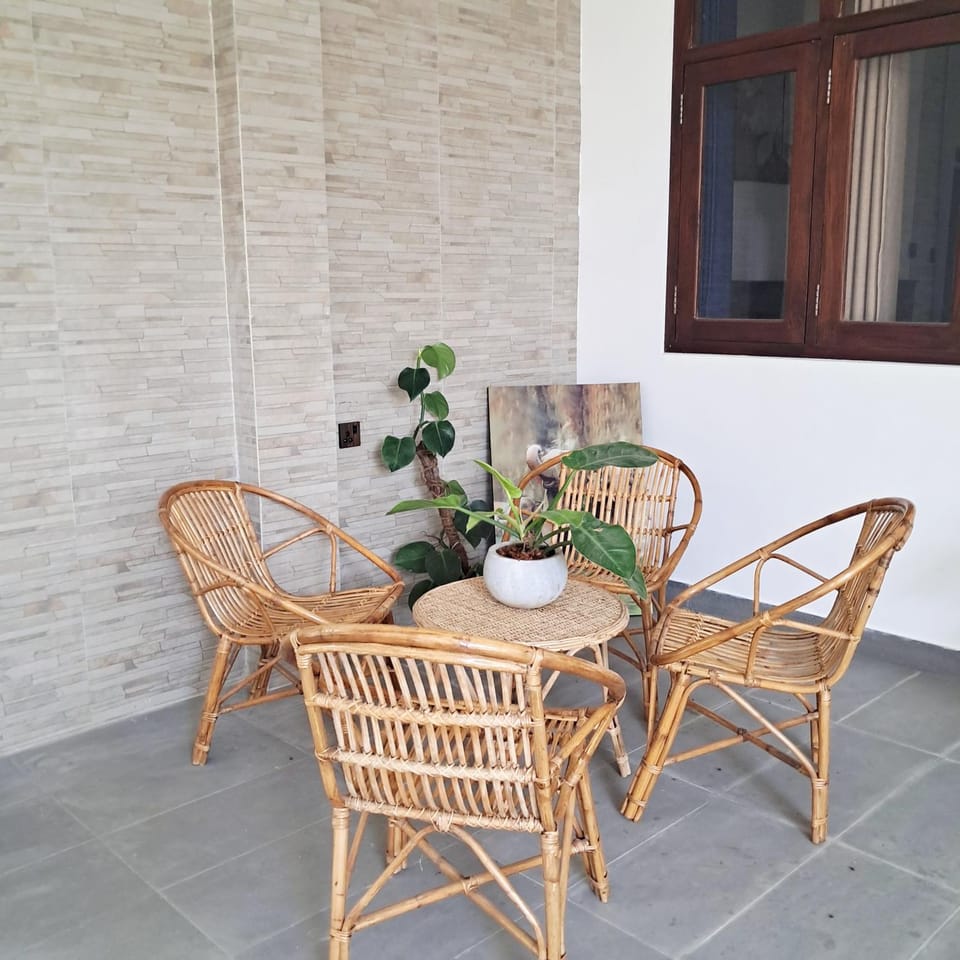 Villa Golden Way Bed and Breakfast in Gangawatakorale