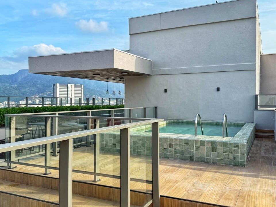 Balcony/Terrace, Mountain view