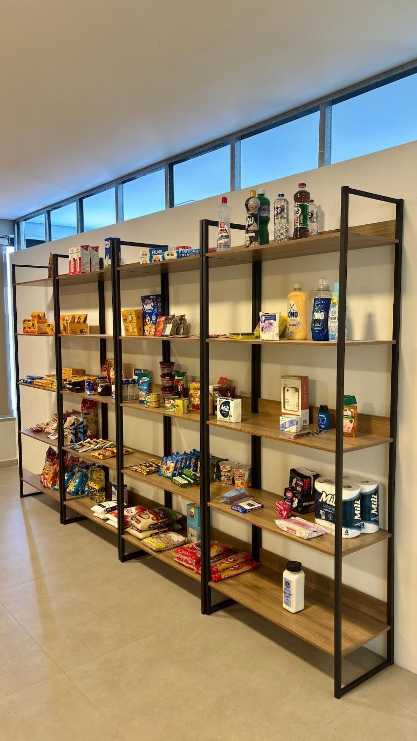 Food and drinks, Supermarket/grocery shop, vending machine