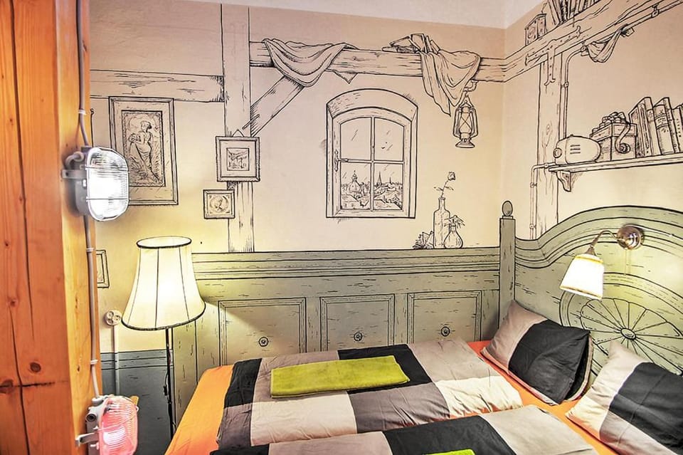 Lavender Circus Hostel, Doubles & Ensuites Hostel in Budapest