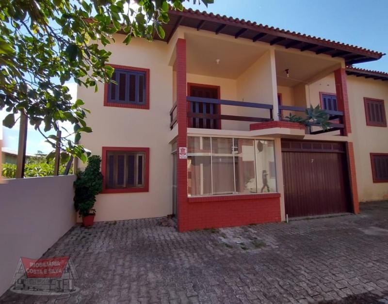 Lindo Sobrado no Centro de Imbé - 400 metros do mar Apartment in State of Rio Grande do Sul