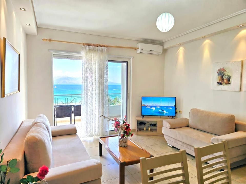 Communal lounge/ TV room, Living room