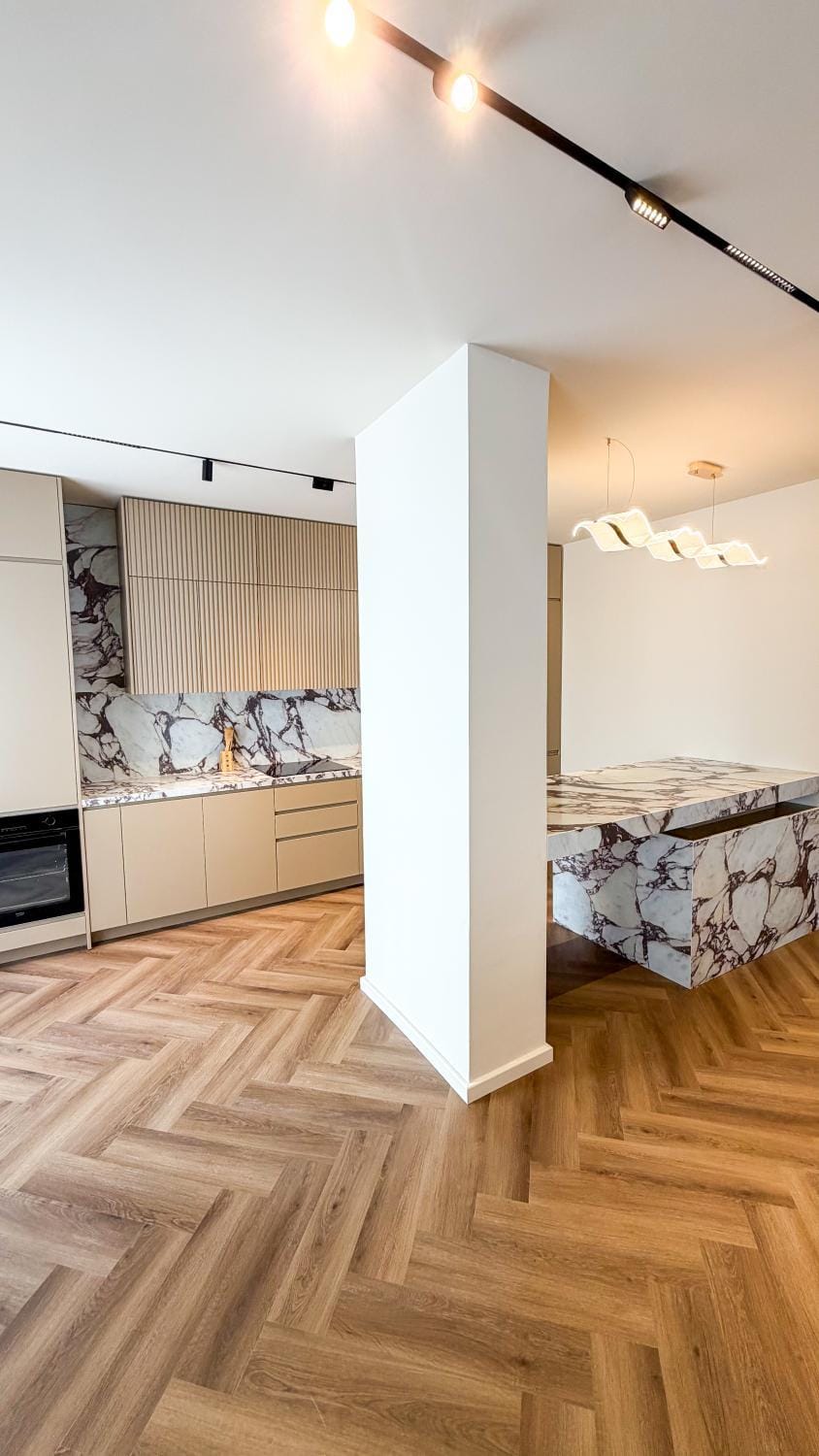 Kitchen or kitchenette, Living room, Seating area