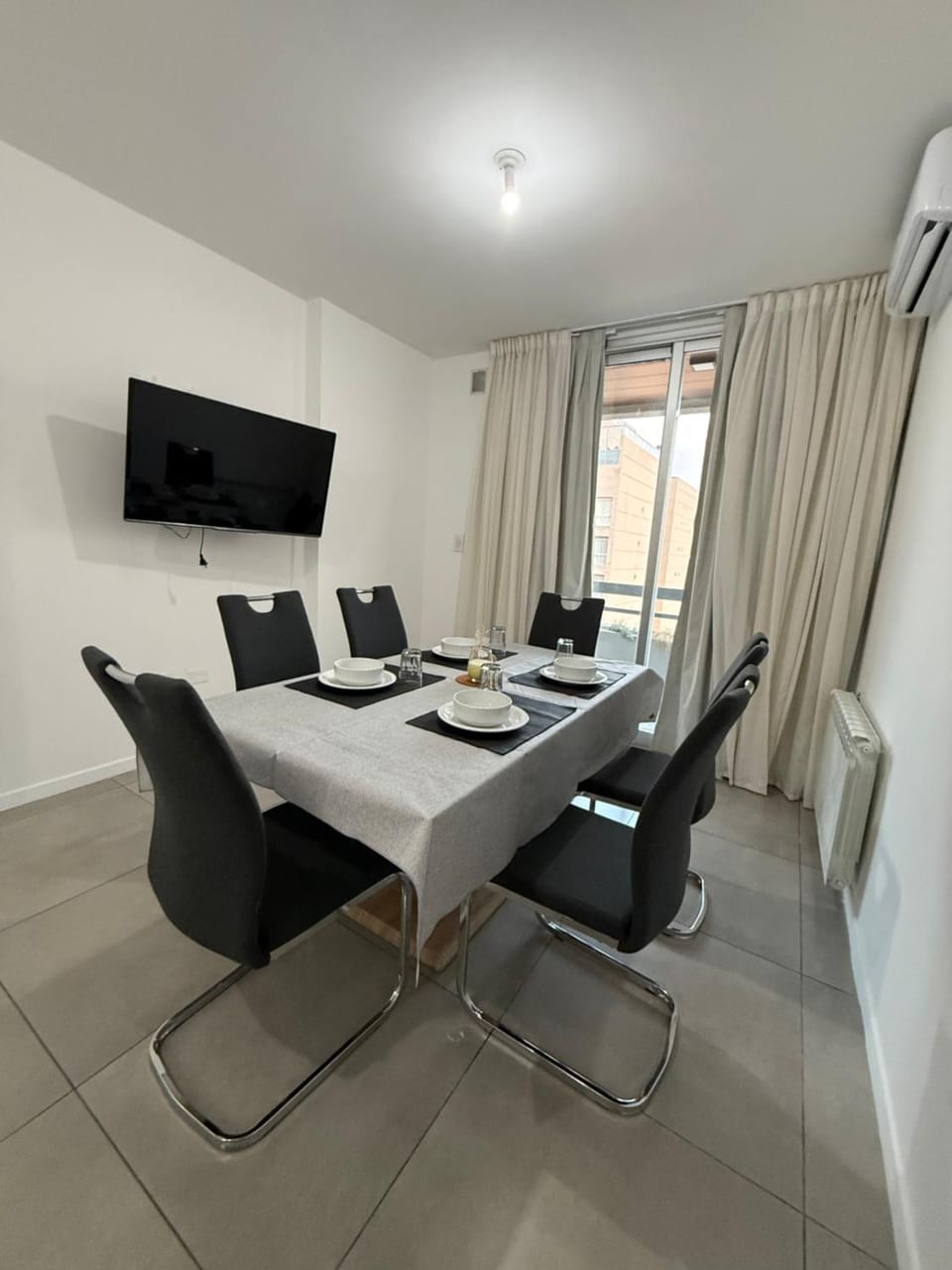 TV and multimedia, Living room, Dining area