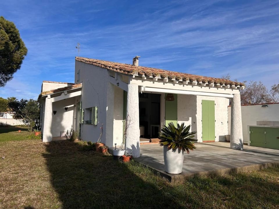 MAIS Mazet Paprika House in Saintes-Maries-de-la-Mer