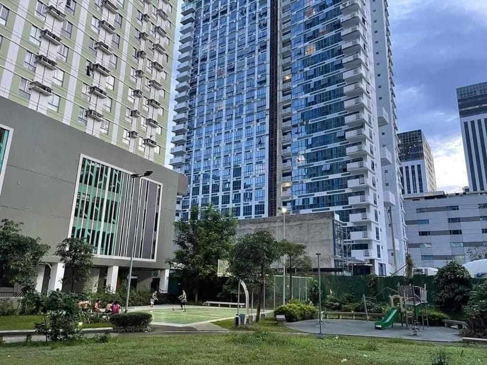 Deluxe Studio Units Inside IT Park 20 Apartment hotel in Lapu-Lapu City