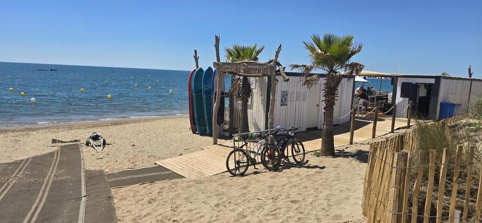 Les Diamantines Résidence piscine proche mer House in Portiragnes