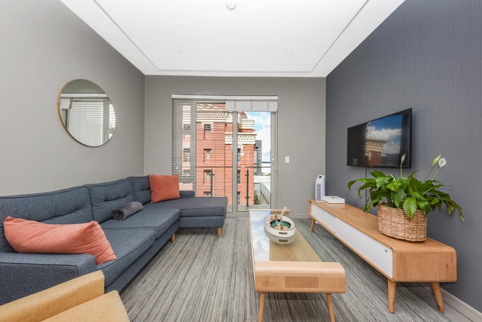 Tyrwhitt Luxe Apartment in Central Rosebank Apartment in Johannesburg