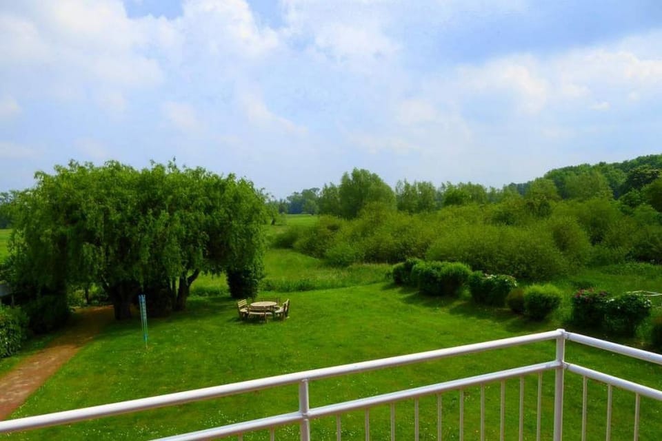 Ferienwohnung Blau-Gelb Apartment in Boltenhagen