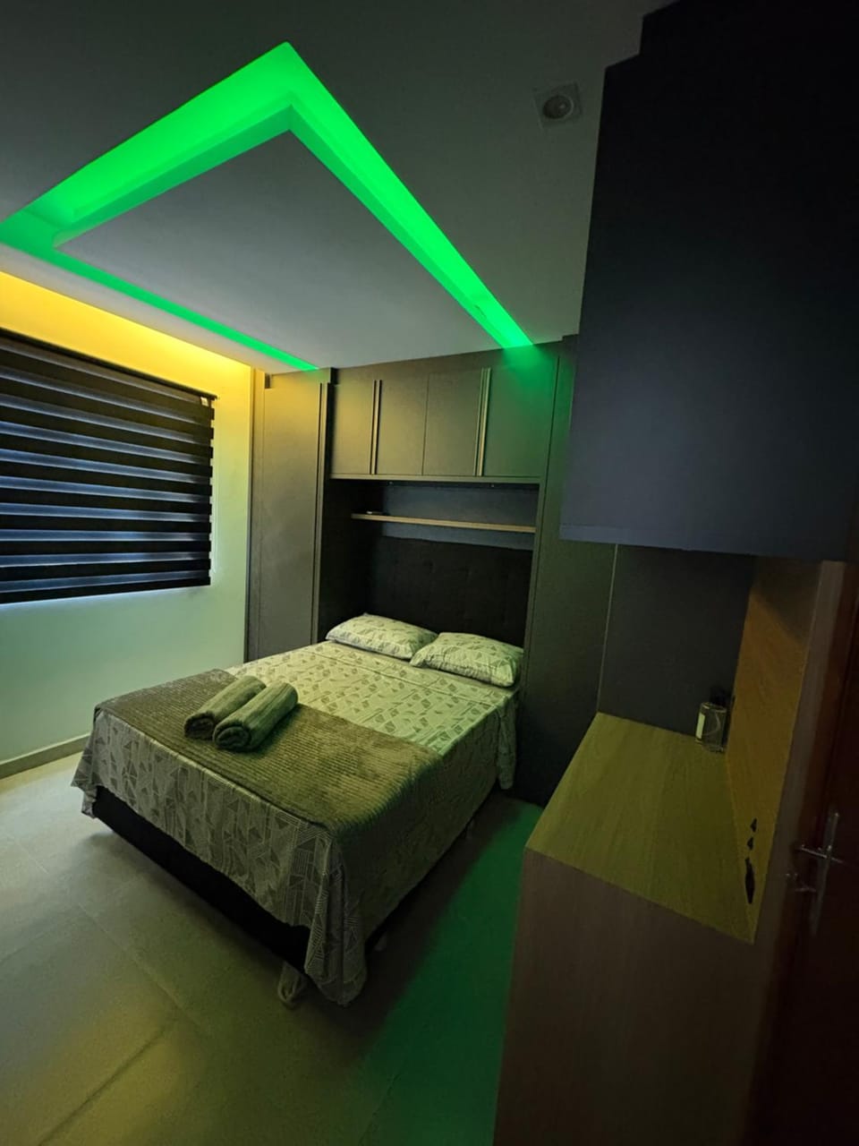 Apartamento com Wifi, ar condicionado e estacionamento Apartment in Penha