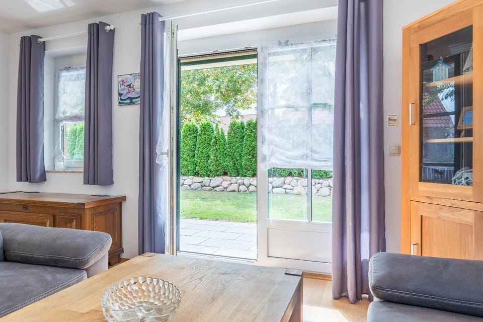 Haus Wilhelmine Whg EG Apartment in Boltenhagen