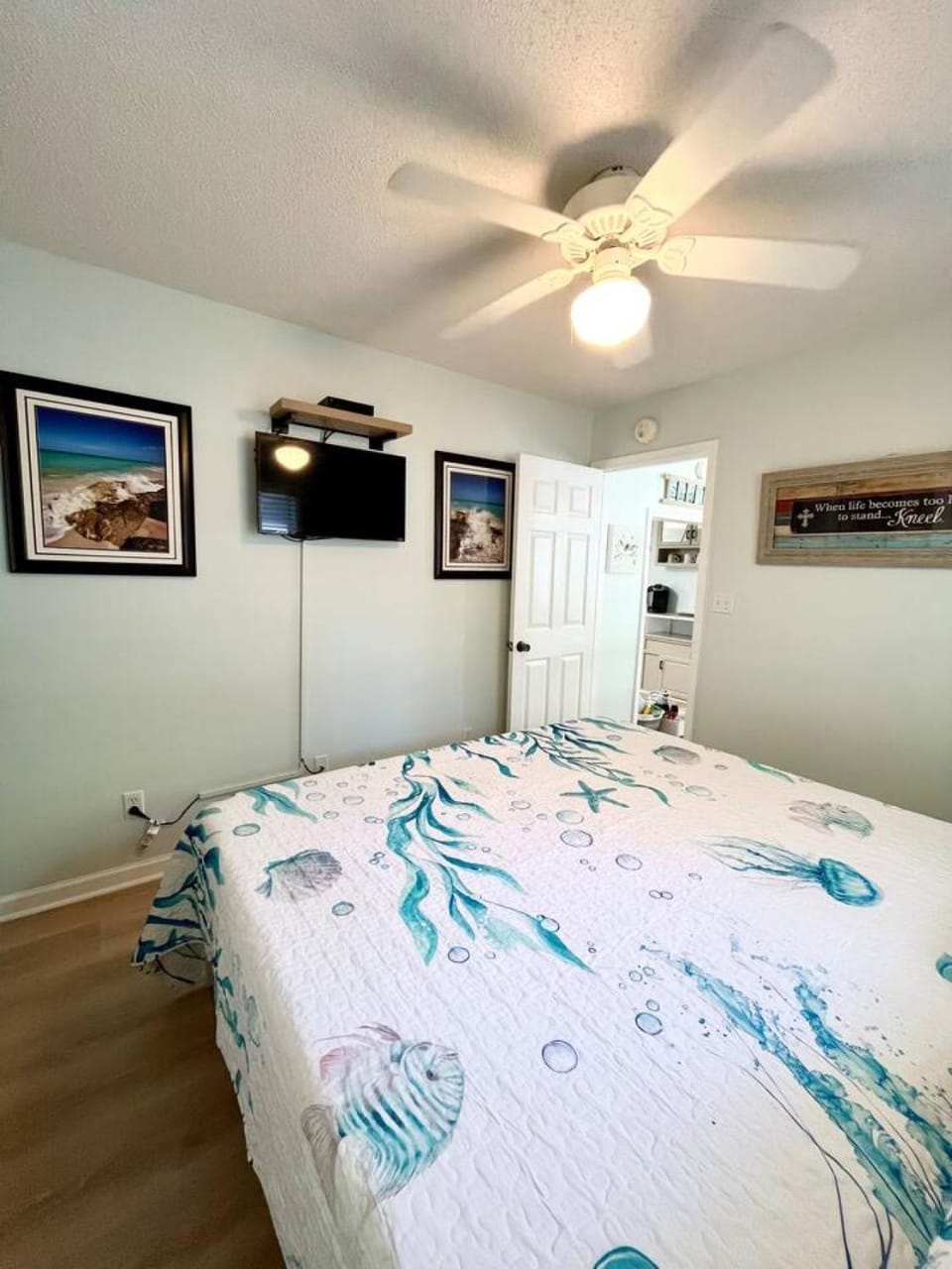 1433A The Joyful Shore House in Surfside Beach