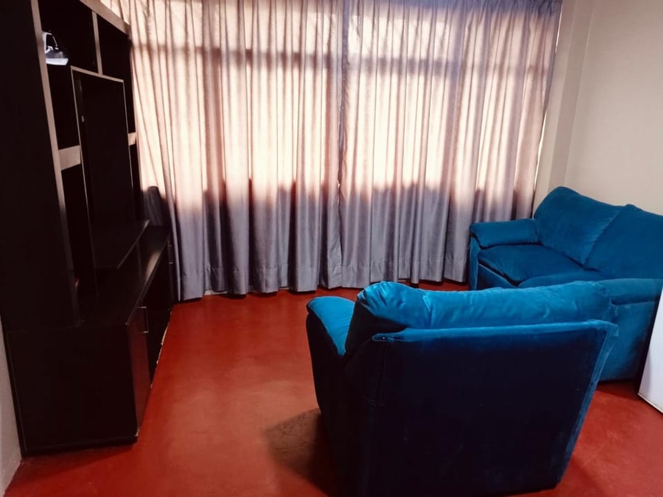 Habitación cama queen Bed and Breakfast in Callao Region, Peru