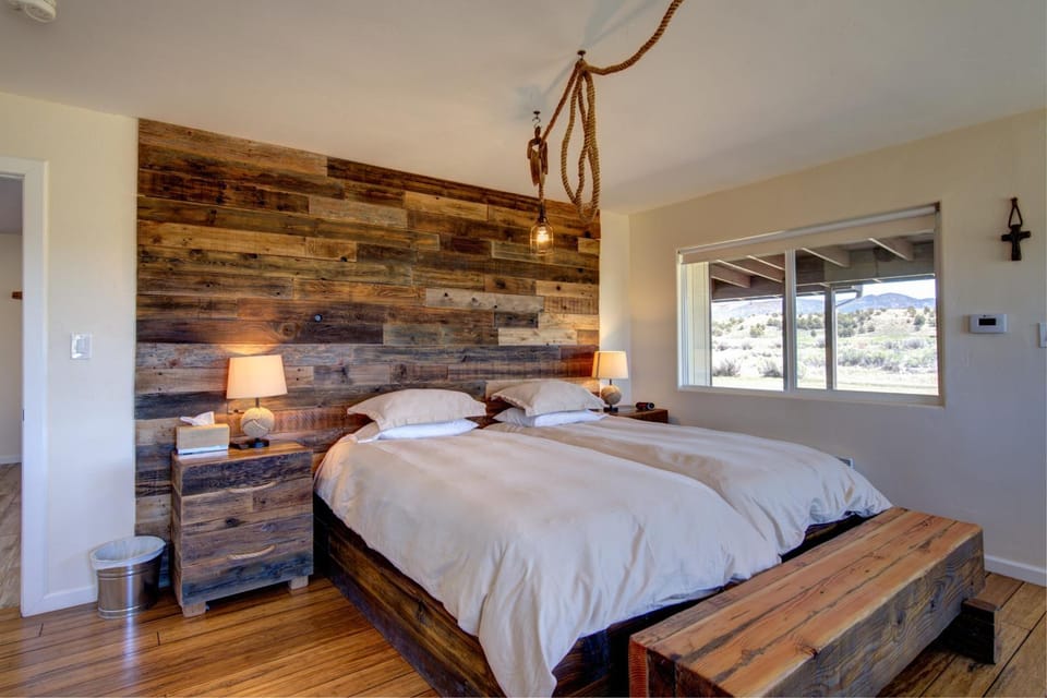 Sevier River Retreat House in Utah