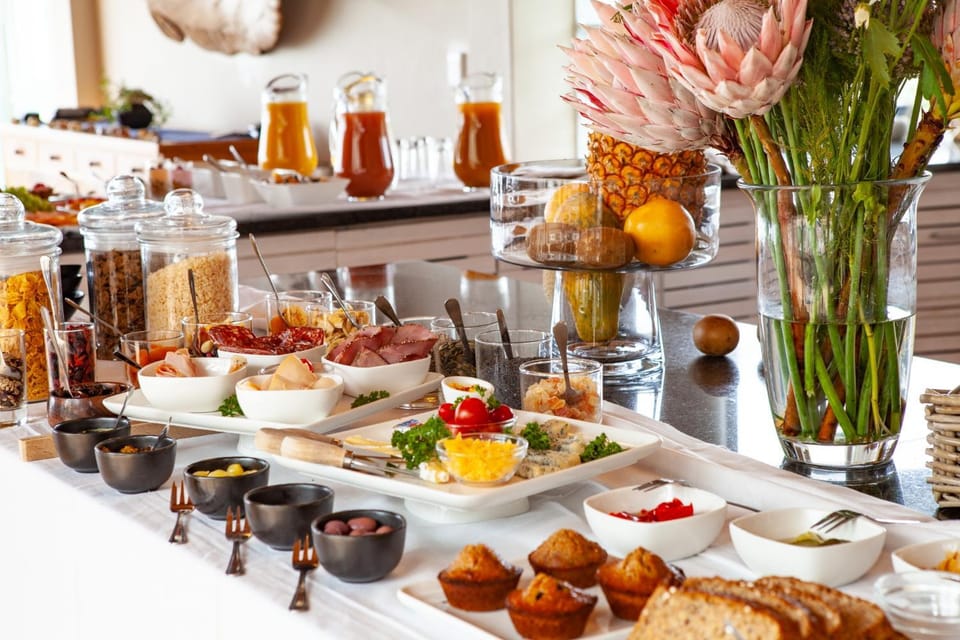 Breakfast, Continental breakfast, Buffet breakfast