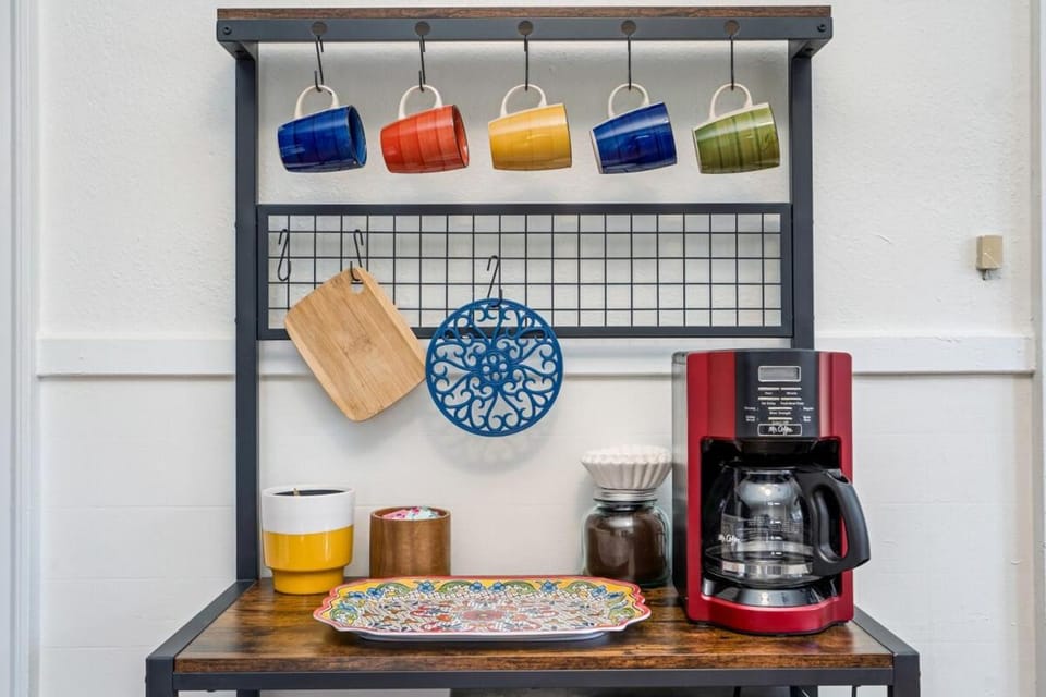 Colorful waterside home Apartment in Bradenton