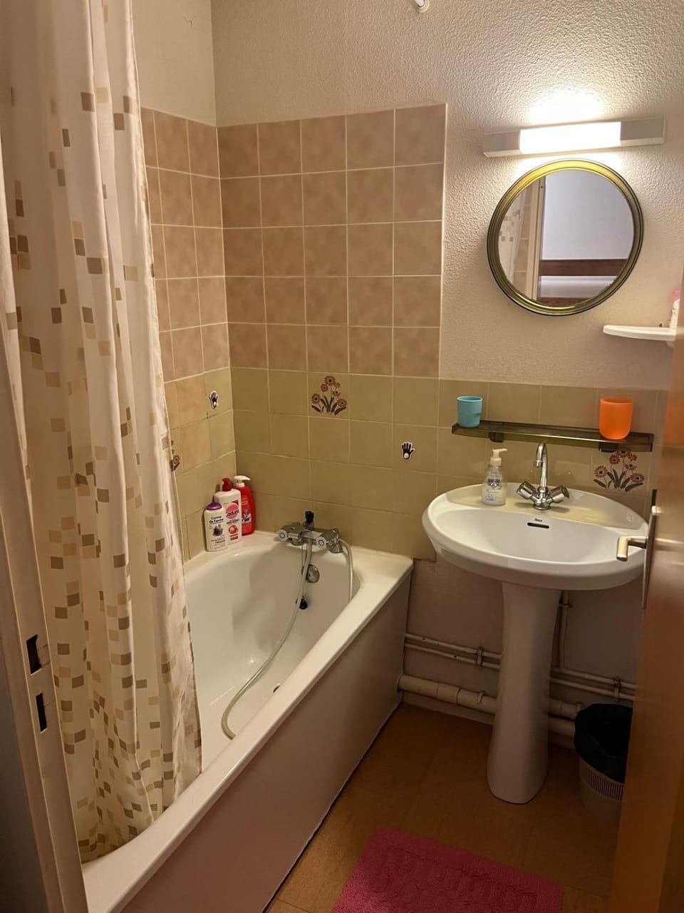 Bathroom, Bath