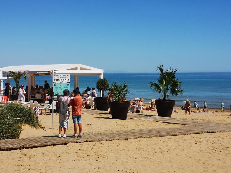 Perl Studio pool&beach Apartment in Torrevieja