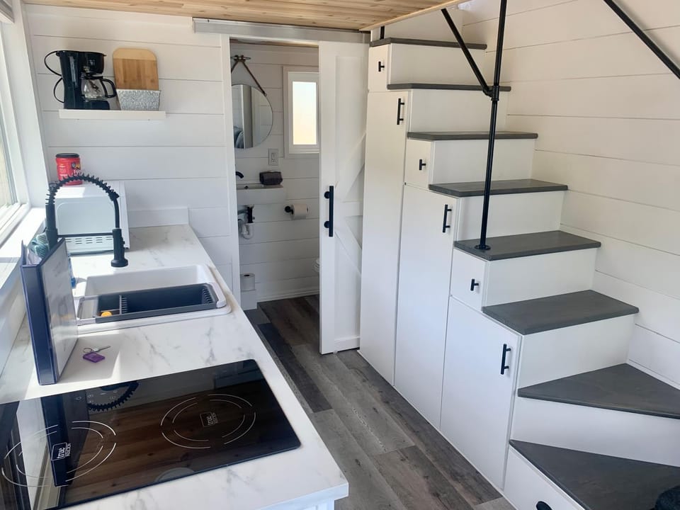 The River's Edge (Tiny Home 3) House in Bellevue