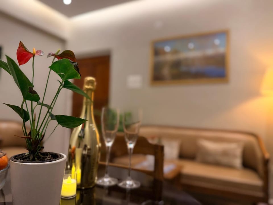 Living room, Drinks, Alcoholic drinks