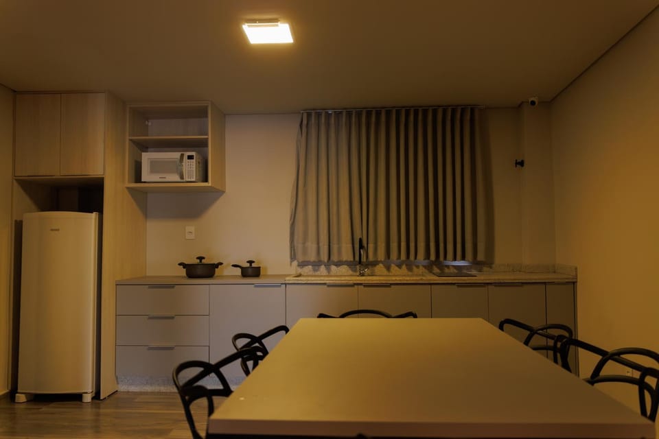 Lou Suites 32 - Moderno e Prático Apartment in State of Paraná