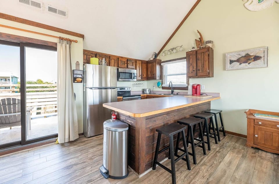 Where Dreams Take Flight - KH MP 2.5, Ocean View, Beach 160 Yds, Pool, Hot Tub, Flex Stays House in Kitty Hawk