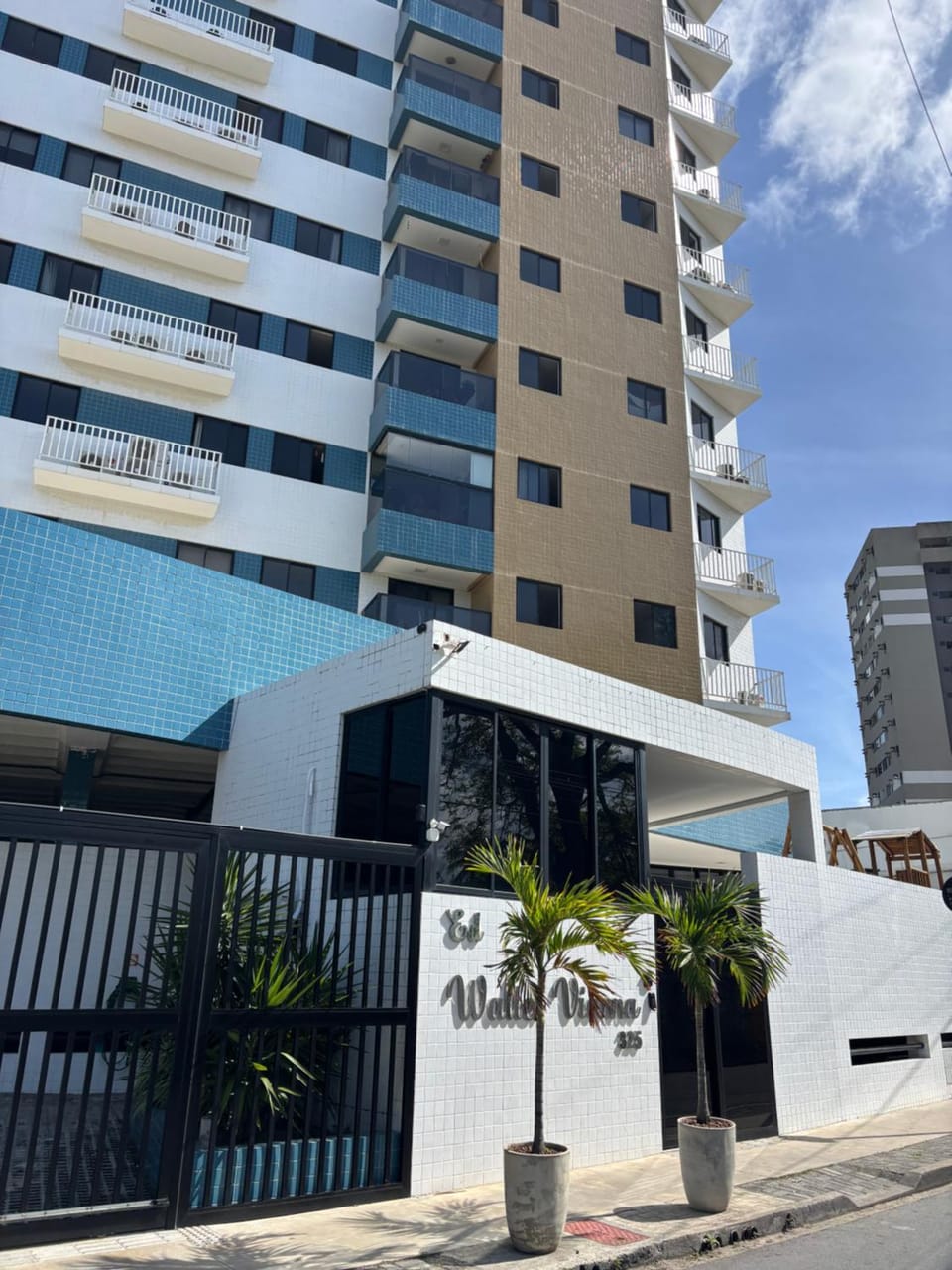 Property building, Facade/entrance