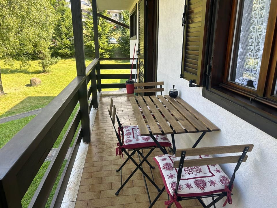 Day, Garden, View (from property/room), Balcony/Terrace, Dining area