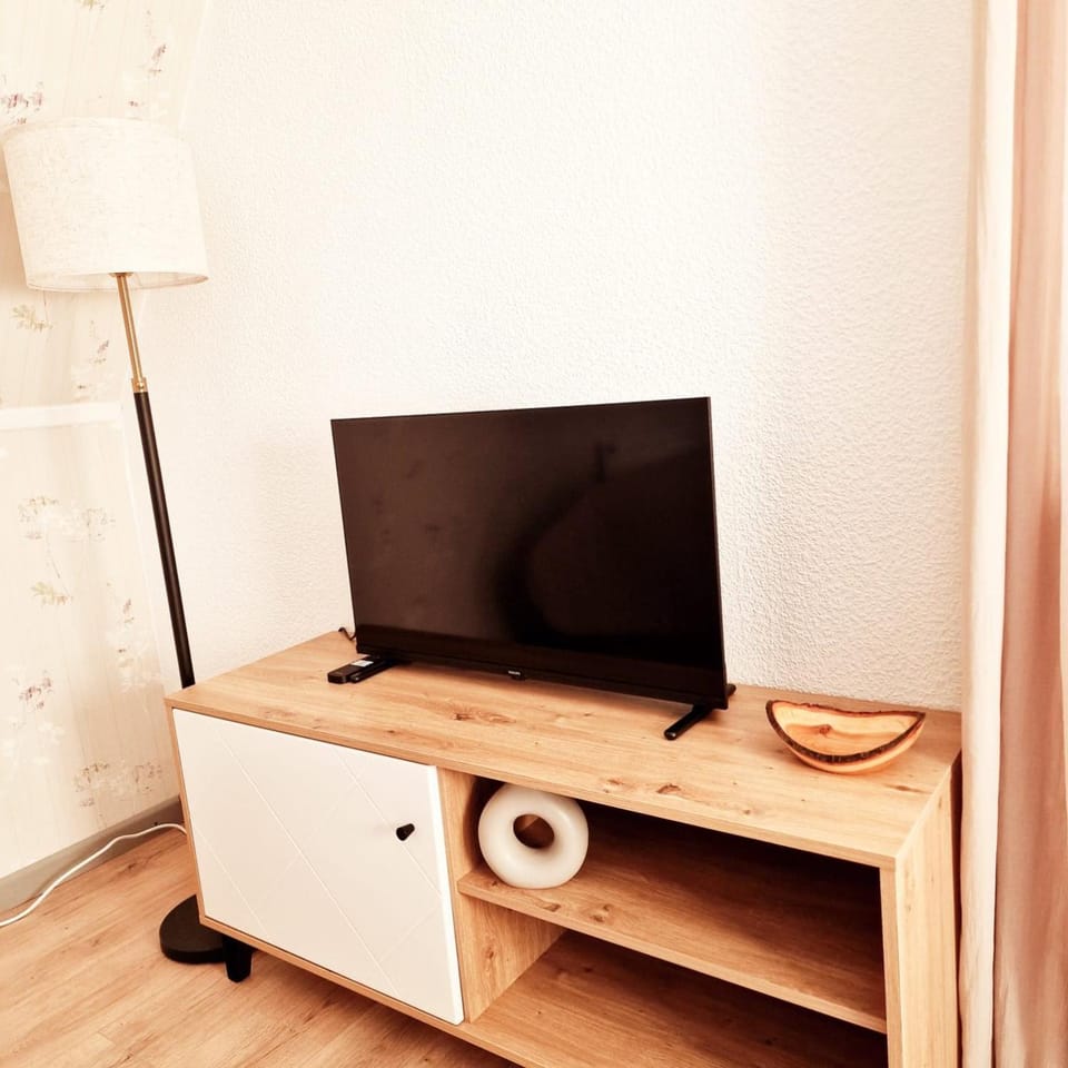 TV and multimedia, Bedroom
