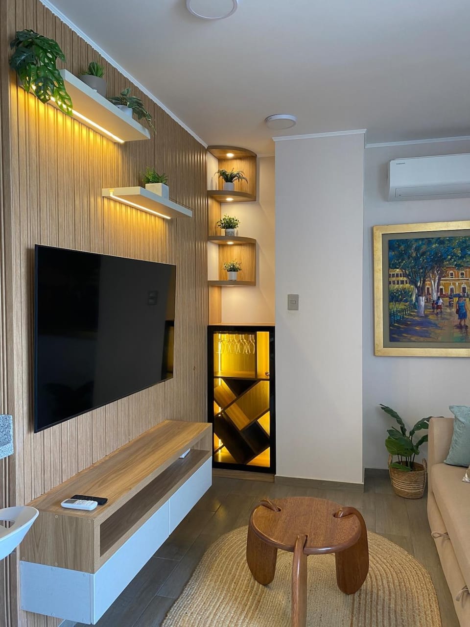 Communal lounge/ TV room, TV and multimedia, Living room, Evening entertainment