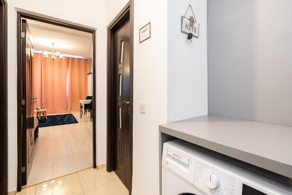 Skyline Nest - M&M Condos Apartment in Bucharest