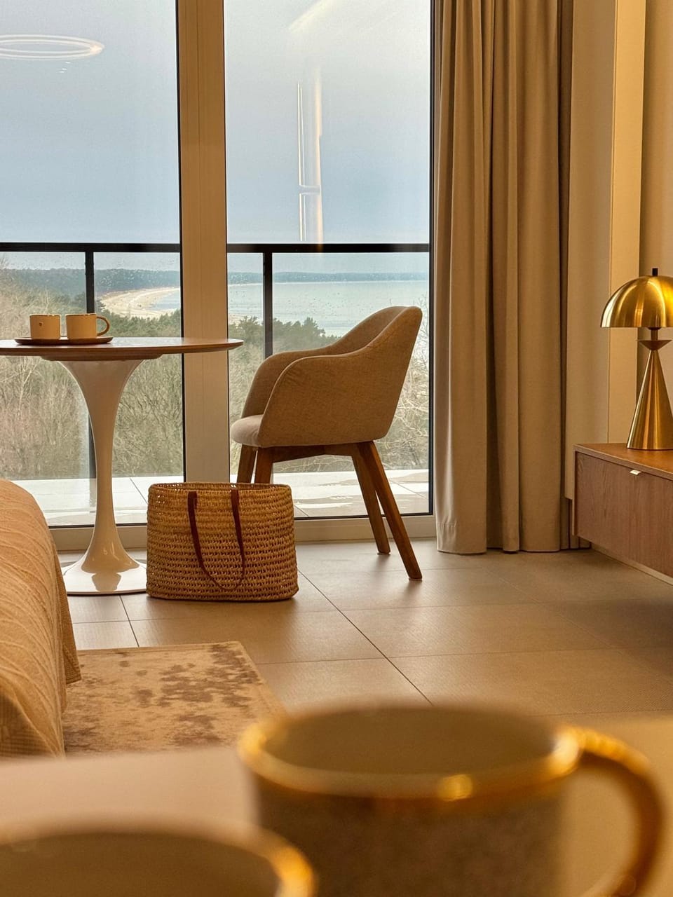 Restaurant/places to eat, Natural landscape, View (from property/room), Balcony/Terrace, Living room, Decorative detail, Seating area, Sea view, Seasons, Time of day, Location