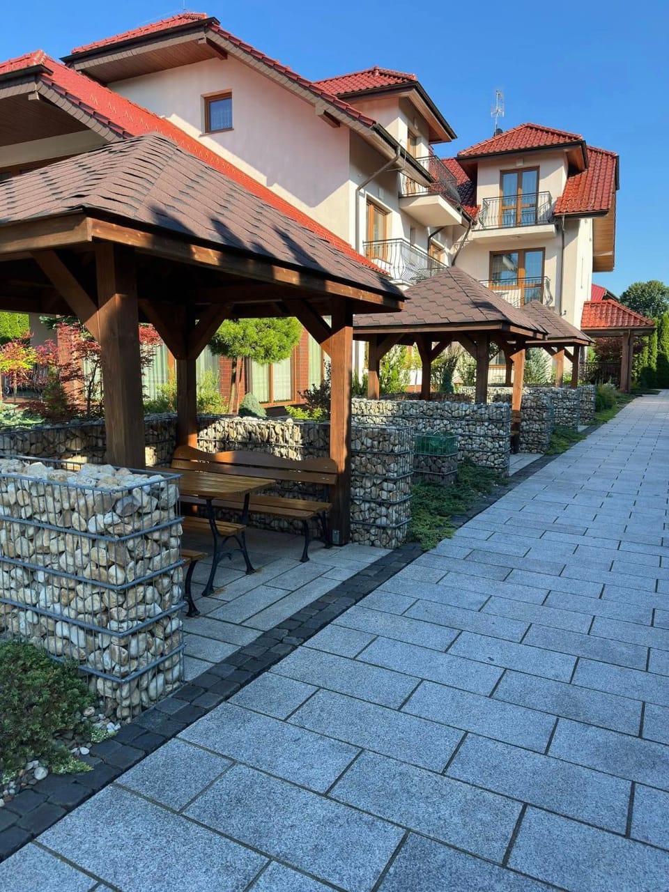 Patio, Day, Garden, Garden view