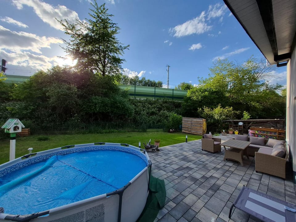 Garden, Balcony/Terrace, Garden view, Swimming pool, Facility for disabled guests, soundproof