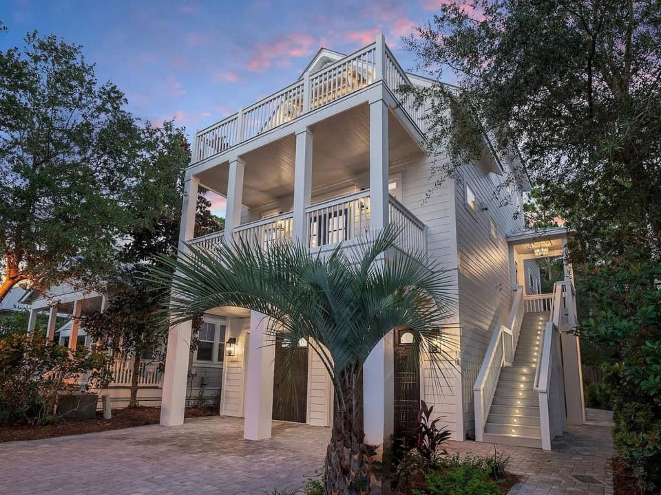 Elegant 5BR 30A Home w Hot tub & Pool House in South Walton County