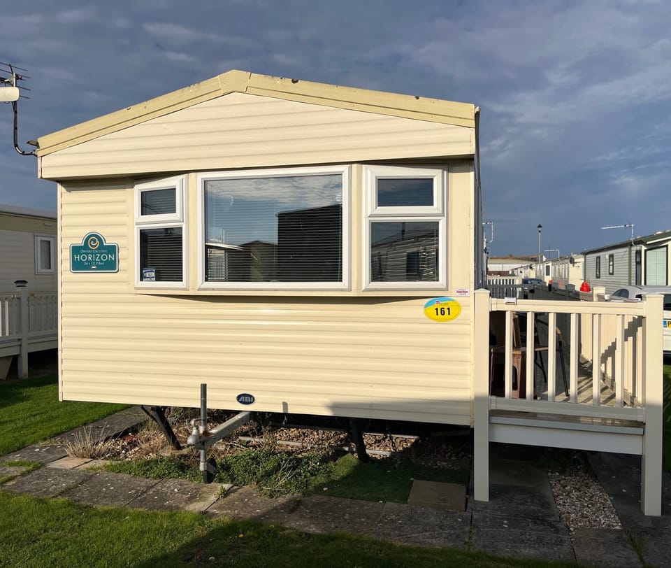 Luxury Seaview Retreat 8 berth beds made up for arrival FREE WIFI Apartment in Ingoldmells