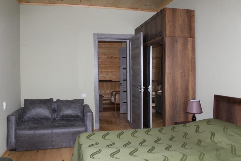 Family hotel in Racha Manilo-Manilo საოჯახო სასტუმრო რაჭაში Vacation rental in Georgia