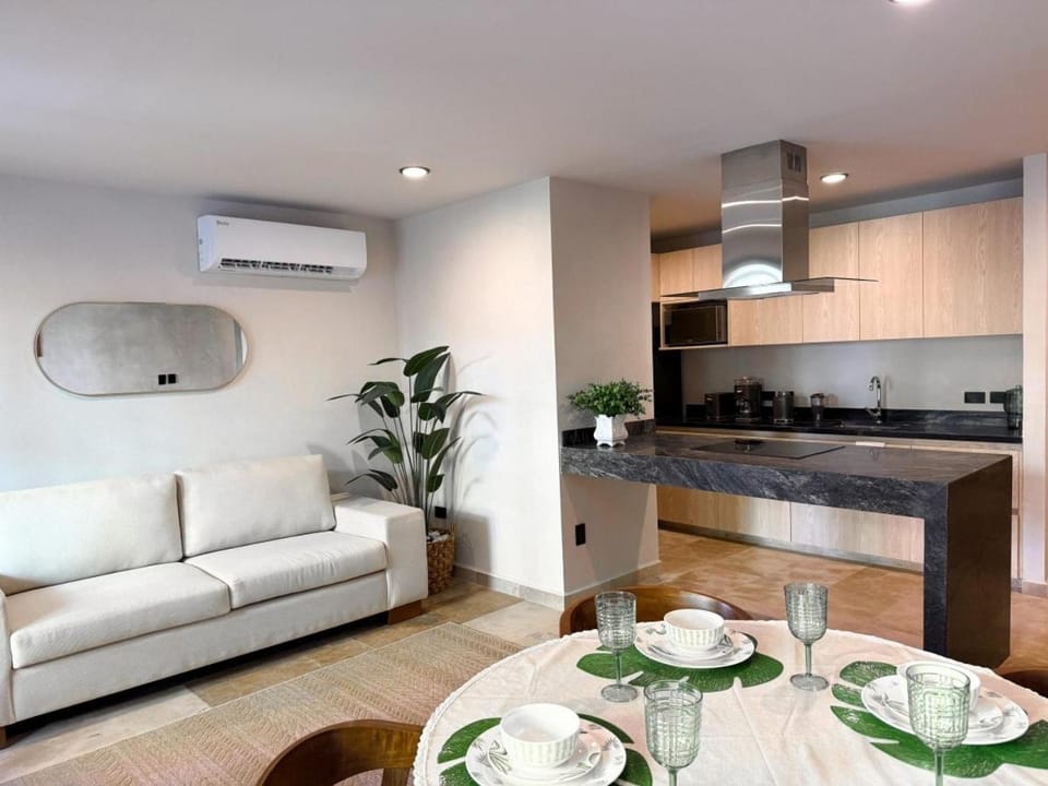 Historic Center with Pool, Gym & Cowork Apartment in Mazatlan