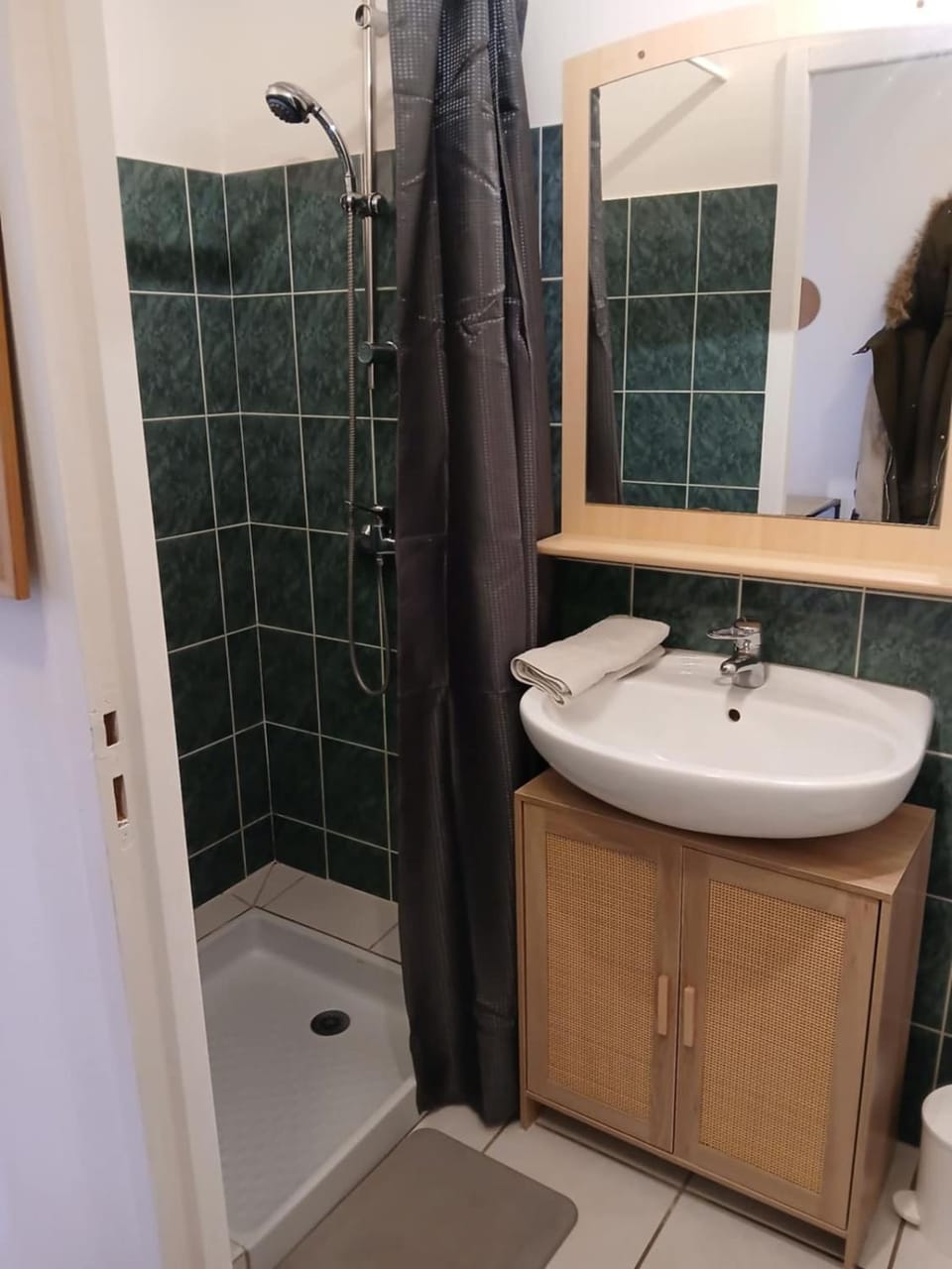 Appartement cosy wifi et piscine au porte de Rodez Apartment in Occitanie