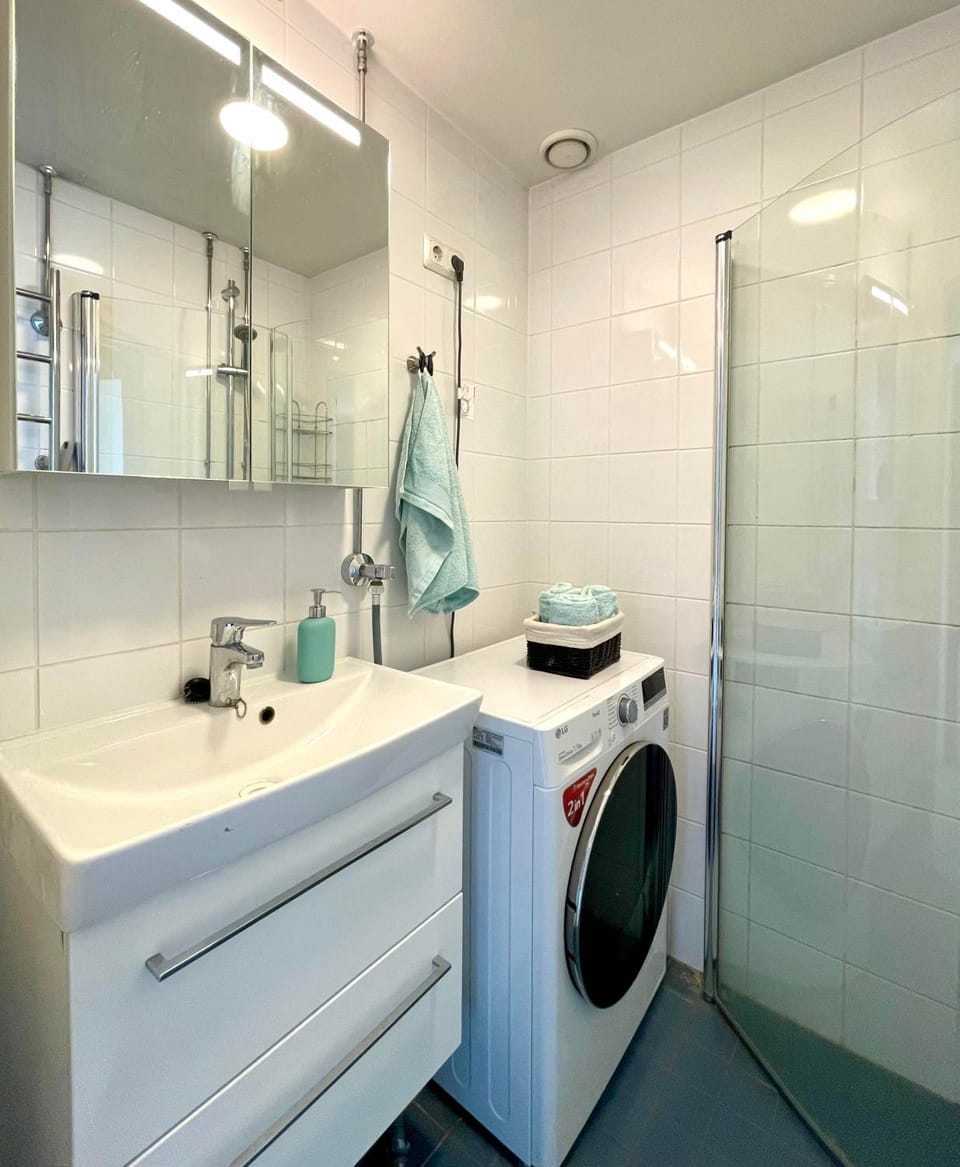 Bathroom, laundry