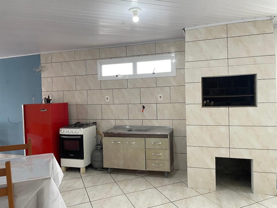 Casa com piscina no centro de Torres House in State of Santa Catarina