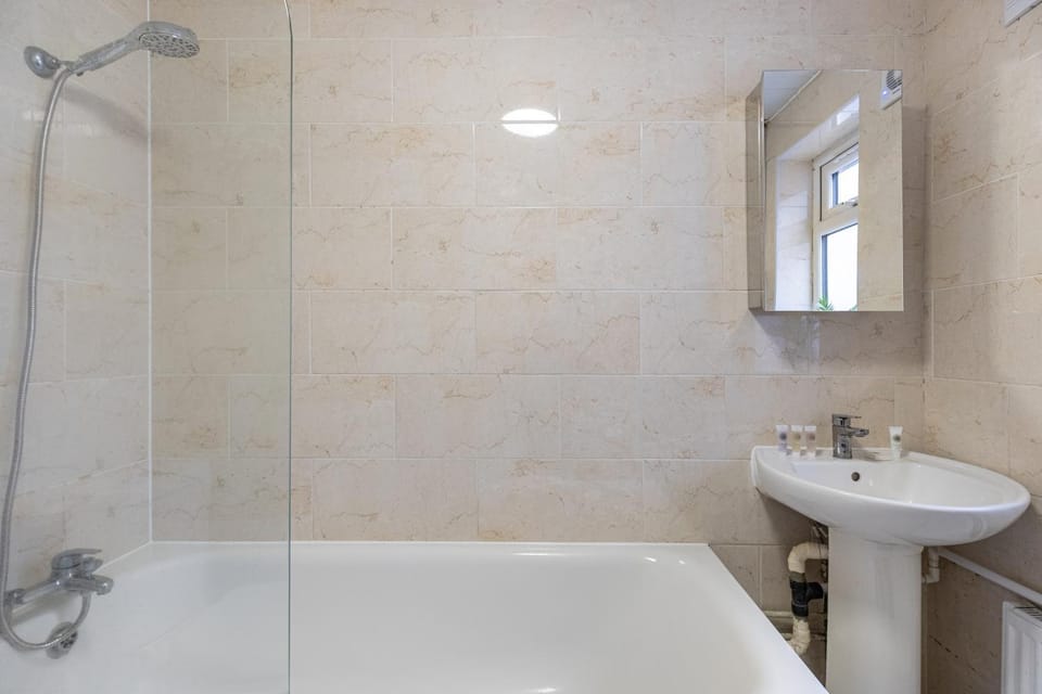 Bathroom, Bath