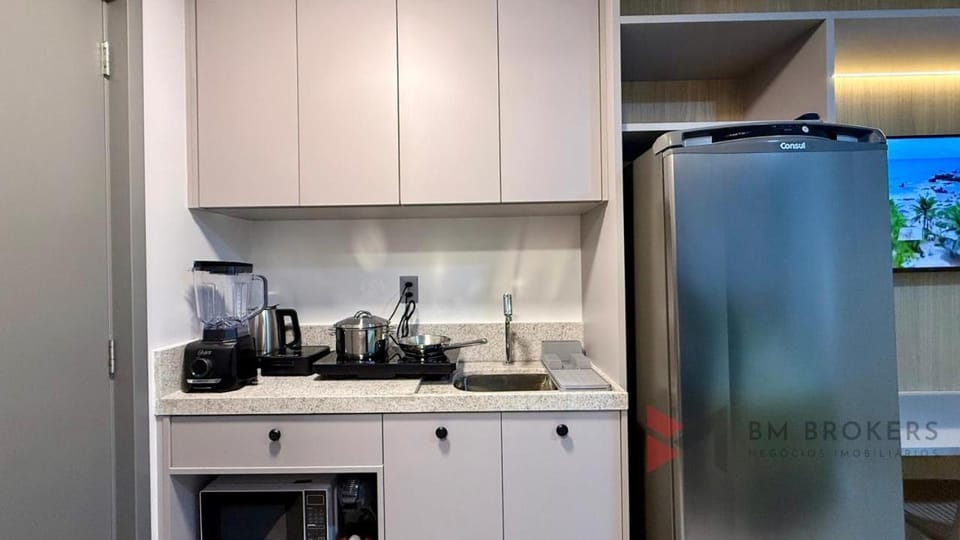 Kitchen or kitchenette, kitchen