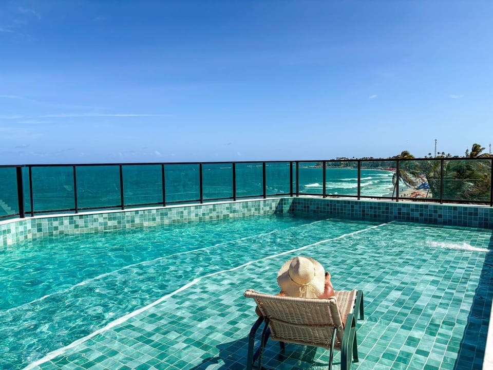 Natural landscape, View (from property/room), Balcony/Terrace, Pool view, Sea view, Swimming pool, sunbed