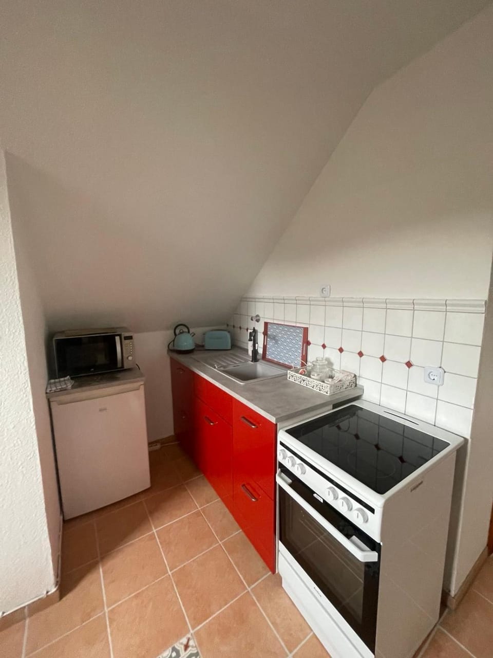 Kitchen or kitchenette